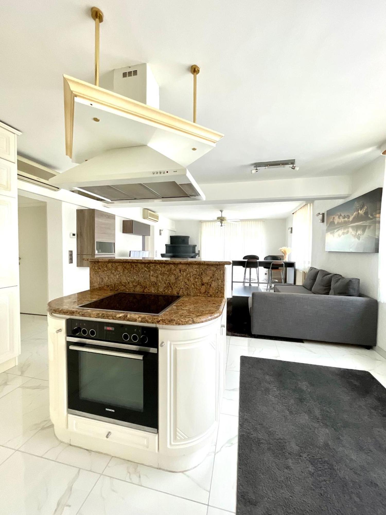 Luxurioeses Apartment Mit Pool Wien Ngoại thất bức ảnh